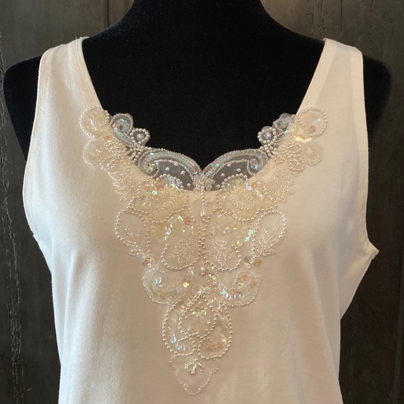 Pretty Things white with sequins tank top- Xlarge - Picture 4 of 11